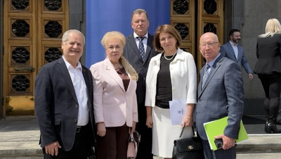 Директор Інституту  Олександр Скрипнюк взяв участь роботі у Круглого столу «Тридцять років Конституції України: здобутки та виклики сучасності» | Інститут держави і права імені В. М. Корецького НАН України