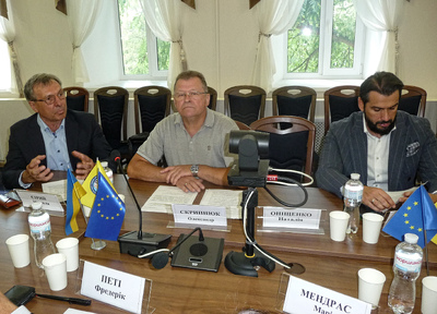 Зустріч провідних учених Інституту з депутатом Національних Зборів Франції та професором Паризької школи міжнародних відносин | Інститут держави і права імені В. М. Корецького НАН України