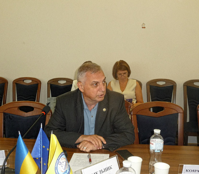 Зустріч провідних учених Інституту з депутатом Національних Зборів Франції та професором Паризької школи міжнародних відносин | Інститут держави і права імені В. М. Корецького НАН України